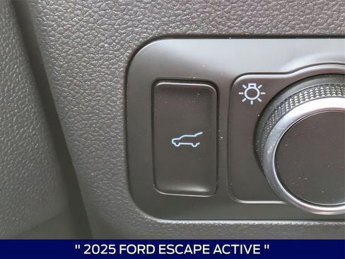 New 2025 Ford Escape Active w/ Cold Weather Package image 15