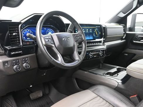 Used 2024 Chevrolet Silverado 2500 ZR2 w/ ZR2 Bison Edition image 23