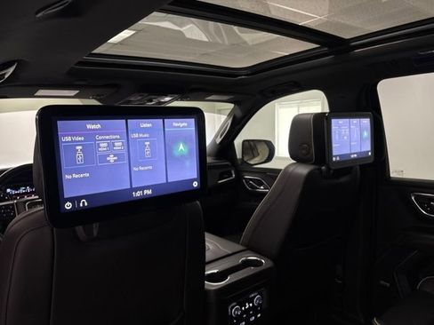 Used 2021 GMC Yukon XL SLT image 70