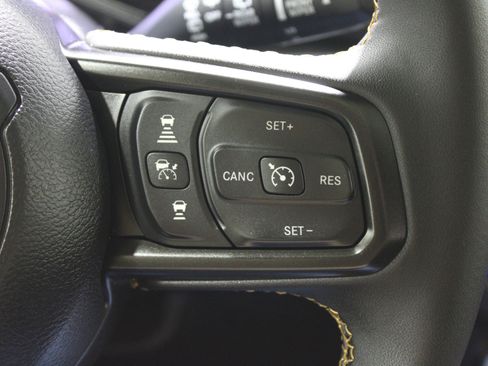 Used 2024 Jeep Wrangler Sport S w/ Dual Top Group image 11