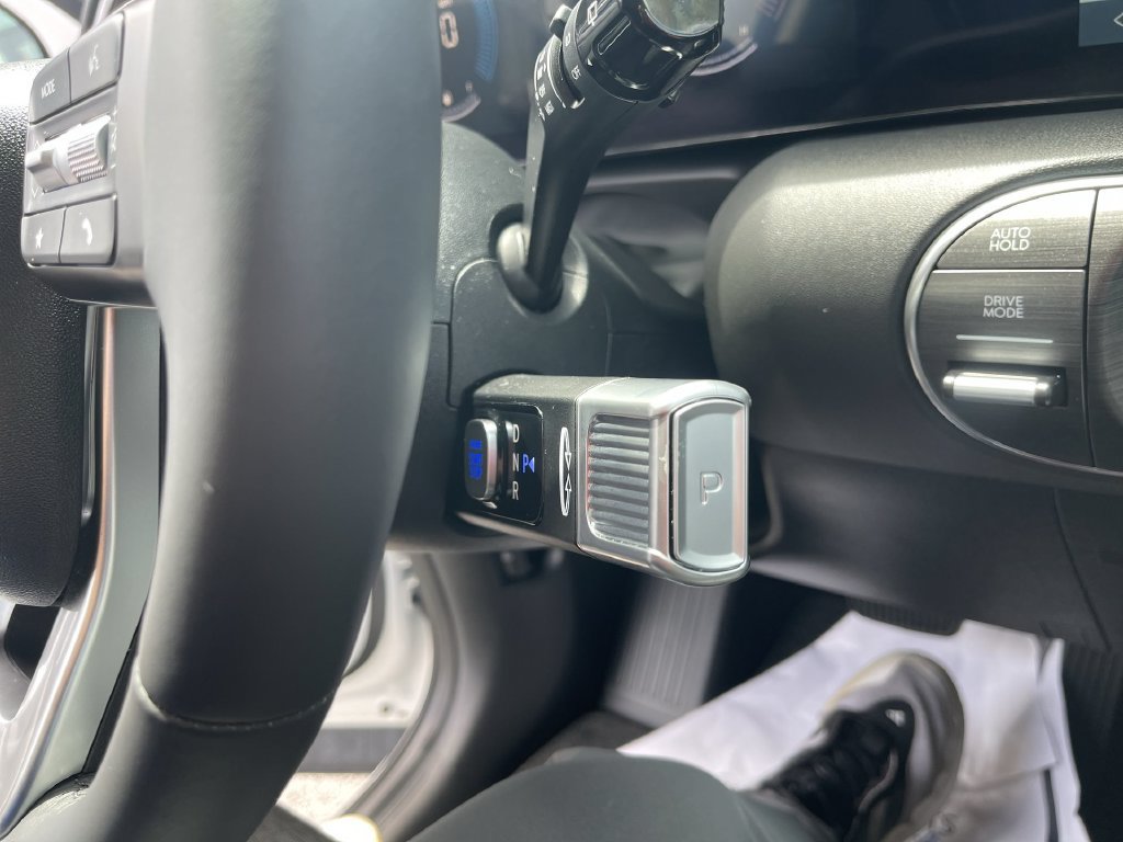 Used 2026 Hyundai Palisade SE FWD image 24