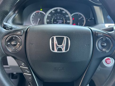 Used 2015 Honda Accord EX image 24
