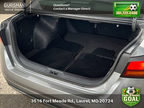 Used 2024 Nissan Altima 2.5 SV AWD/4WD image 19