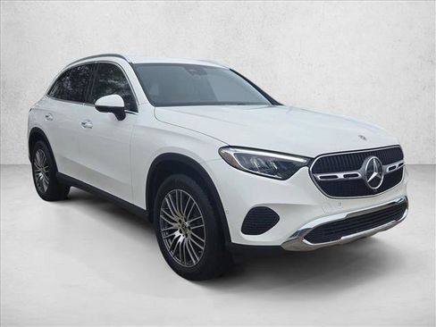 Certified 2026 Mercedes-Benz GLC 300 GLC 300 image 3