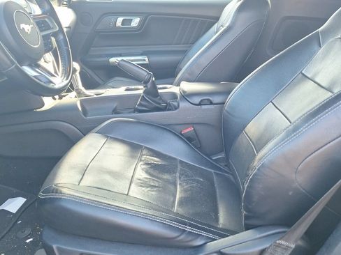 Used 2020 Ford Mustang Premium RWD image 10