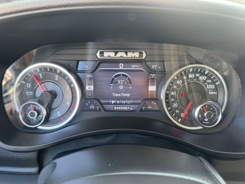 Used 2024 RAM 3500 Laramie AWD/4WD image 27