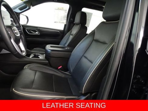 Certified 2023 GMC Yukon SLT w/ SLT Premium Package AWD/4WD image 2