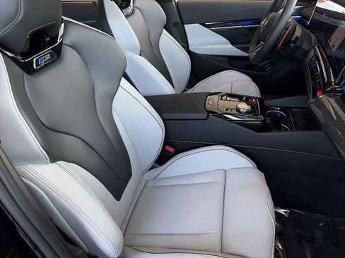 New 2026 BMW M5 w/ Executive Package AWD/4WD image 9