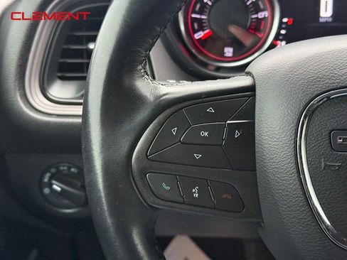 Used 2023 Dodge Challenger SXT image 18