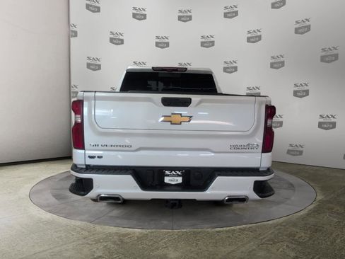 Used 2023 Chevrolet Silverado 1500 High Country w/ Technology Package image 4