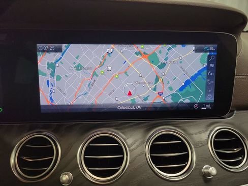Used 2019 Mercedes-Benz E 450 4MATIC Sedan image 27