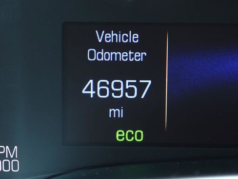 Used 2016 Cadillac SRX Luxury w/ Driver Awareness Package image 35