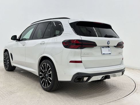 New 2026 BMW X5 xDrive50e w/ M Sport Package AWD/4WD image 3