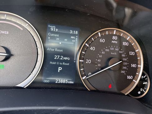 Used 2022 Lexus RX 450h AWD w/ Premium Package image 17