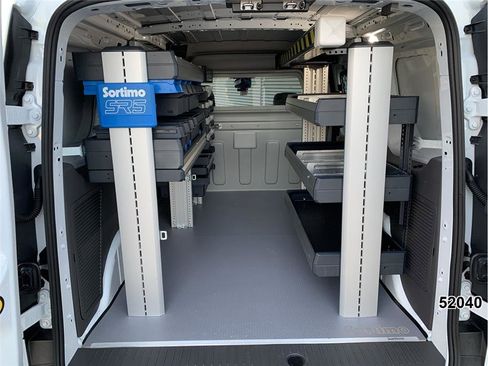 Used 2023 Ford Transit Connect XL image 9