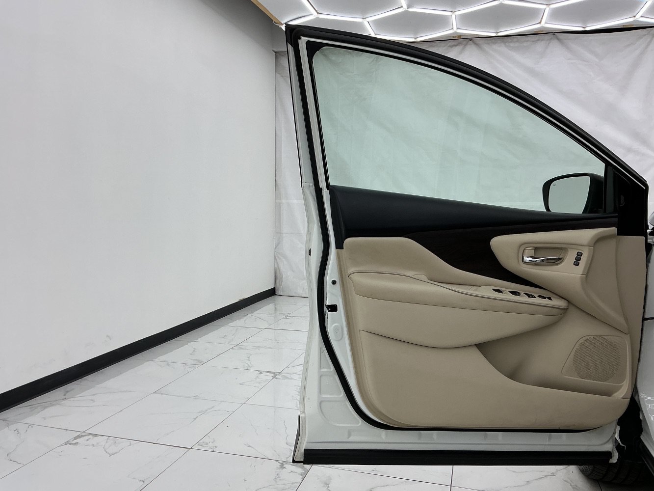 Used 2019 Nissan Murano Platinum w/ Cargo Package AWD/4WD image 18