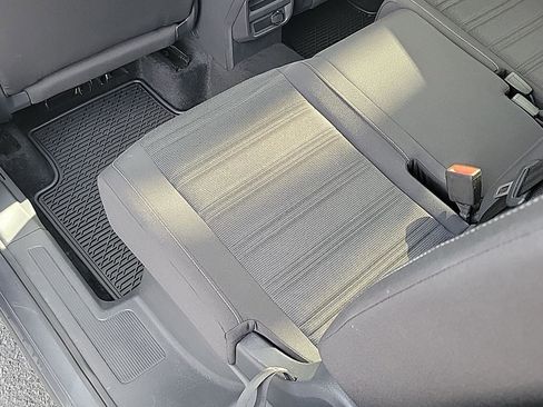 Used 2024 Volkswagen Tiguan S image 29