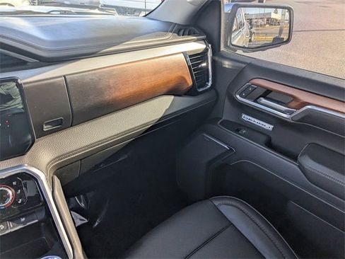 Used 2023 GMC Sierra 1500 Denali w/ Denali Reserve Package image 17