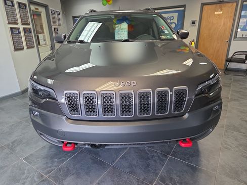 Used 2021 Jeep Cherokee Trailhawk w/ Trailer Tow Group AWD/4WD image 8