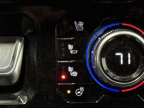 Used 2025 GMC Sierra 1500 Denali Ultimate image 8