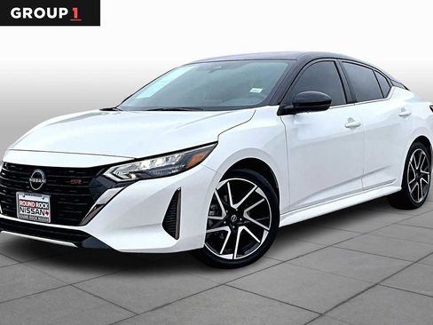 Certified 2025 Nissan Sentra SR image 1