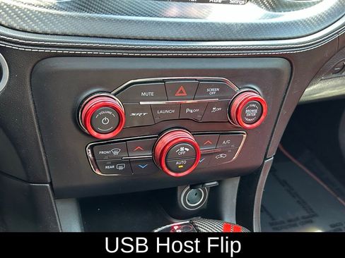 Used 2022 Dodge Charger SRT Hellcat w/ Harman/Kardon Audio Group RWD image 22