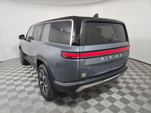 Used 2024 Rivian R1S Adventure AWD/4WD image 3