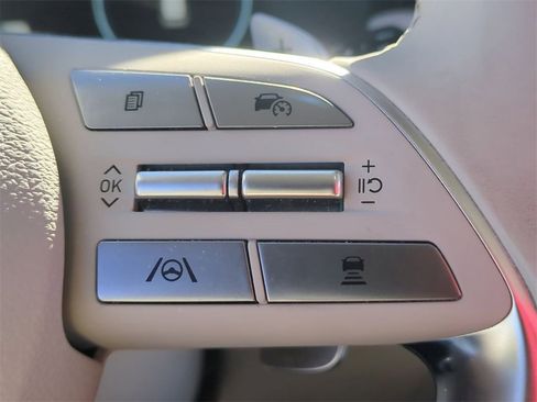 Used 2023 Hyundai Palisade Calligraphy image 15