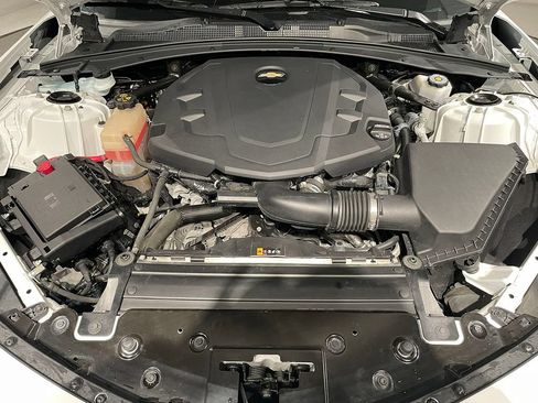 Used 2019 Chevrolet Camaro LT RWD image 25