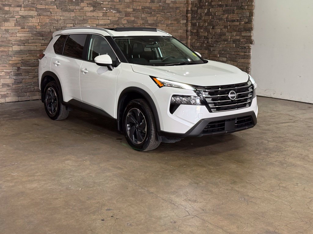 Certified 2025 Nissan Rogue SV w/ SV Premium Package FWD image 2