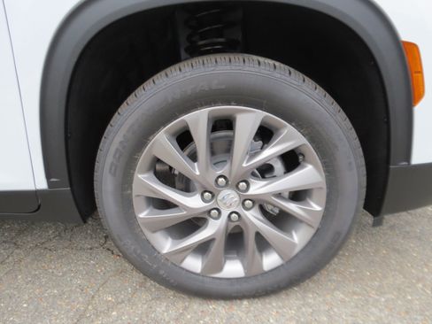 New 2026 Buick Enclave Preferred w/ Power Package image 11