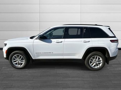 New 2025 Jeep Grand Cherokee Laredo X w/ Luxury Tech Group I AWD/4WD image 6