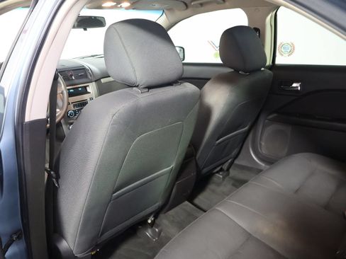 Used 2011 Ford Fusion SE FWD image 42