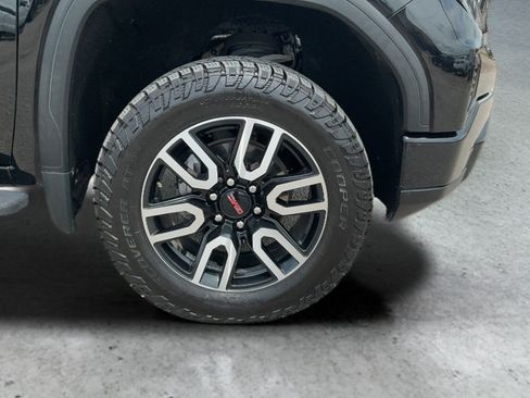 Used 2022 GMC Sierra 1500 AT4 w/ AT4 Preferred Package AWD/4WD image 24