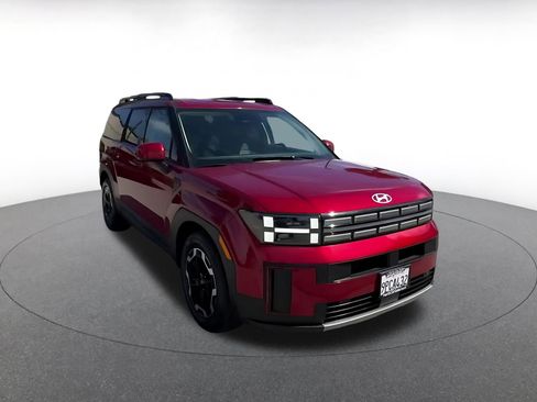 Used 2025 Hyundai Santa Fe SEL image 3