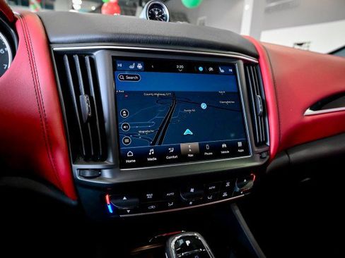 Used 2022 Maserati Levante GT image 35