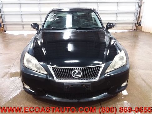 Used 2009 Lexus IS 350 w/ Premium Pkg image 7