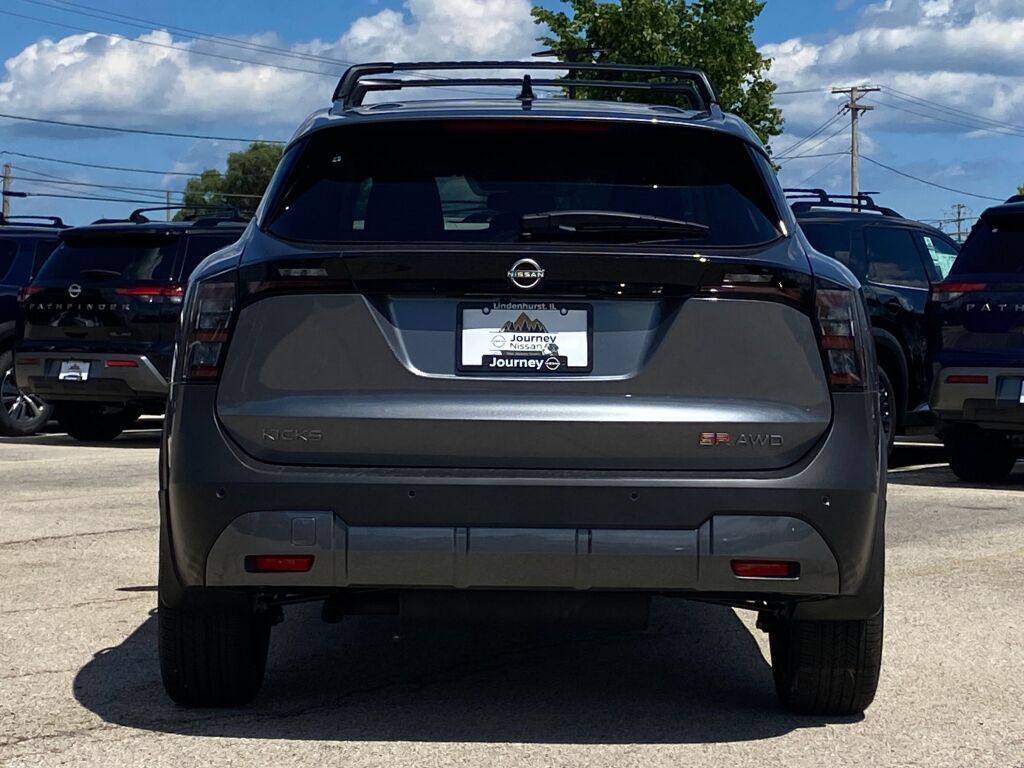 Used 2026 Nissan Kicks SR w/ Cold Weather Package AWD/4WD image 12