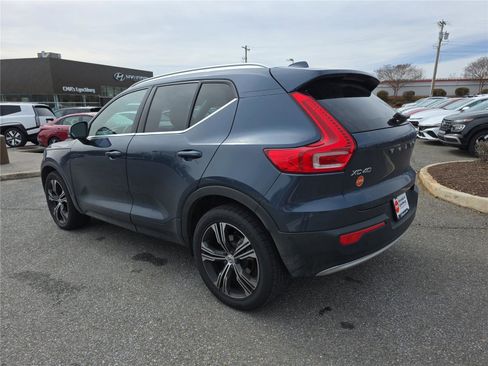 Used 2021 Volvo XC40 T5 Inscription w/ Advanced Package image 7