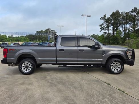 Used 2022 Ford F250 XLT w/ XLT Value Package AWD/4WD image 7