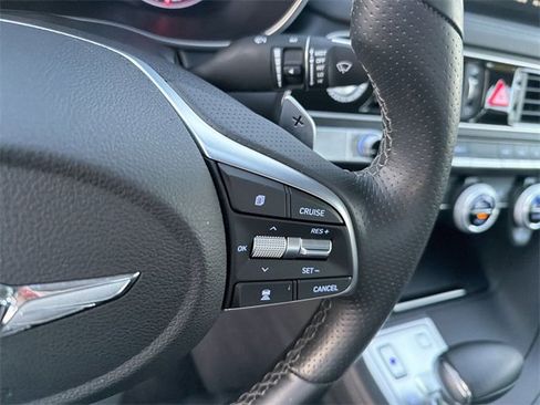 Used 2020 Genesis G70 3.3T image 18