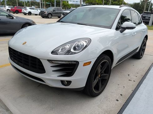 Used 2018 Porsche Macan S AWD/4WD image 5