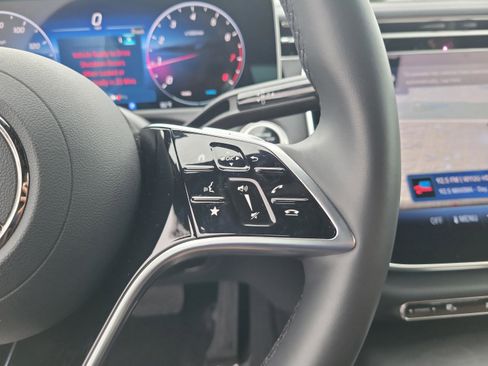 Certified 2025 Mercedes-Benz E 350 4MATIC Sedan image 23