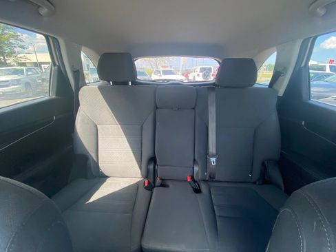Used 2019 Kia Sorento FWD V6 w/ LX V6 Convenience Package image 37