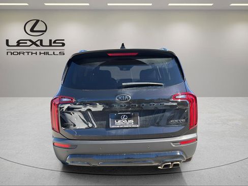 Used 2021 Kia Telluride EX w/ EX Premium Package image 7