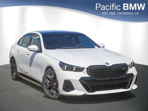 New 2027 BMW i5 eDrive40 w/ M Sport Package RWD image 1