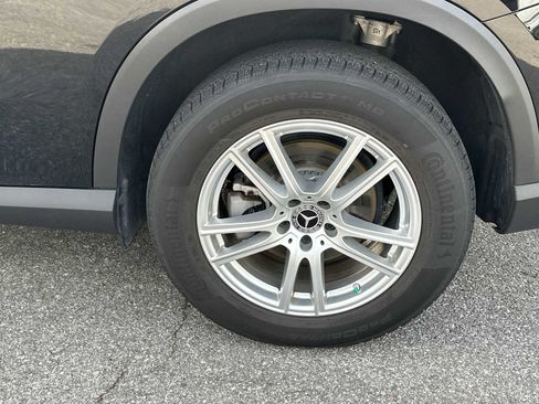 Used 2025 Mercedes-Benz GLC 300 image 13