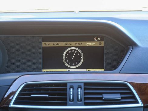 Used 2012 Mercedes-Benz C 250 Sedan image 11