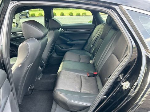 Used 2019 Honda Accord Sport image 10