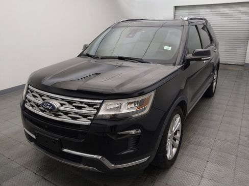 Used 2018 Ford Explorer Limited w/ Equipment Group 301A FWD image 15